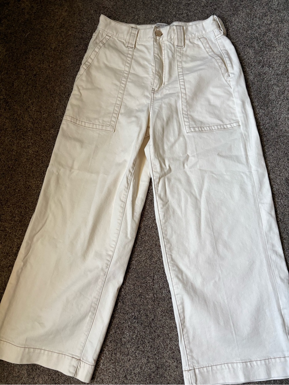 Liverpool Women’s Cargo Pants in Off-White